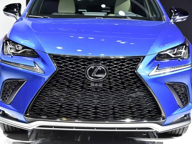 雷克萨斯 雷克萨斯NX 2017款 300 F SPORT
