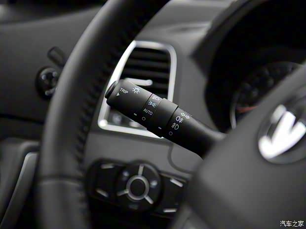 陆风汽车 陆风X5 2016款 Plus 基本型