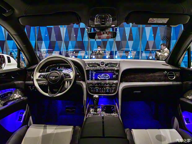 賓利 添越PHEV 2021款 3.0T PHEV