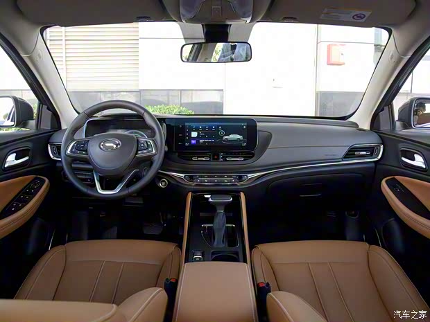 广汽乘用车 传祺GA4 2021款 235T 自动尊贵版 广汽乘用车 传祺GA4 2021款 235T 自动尊贵版