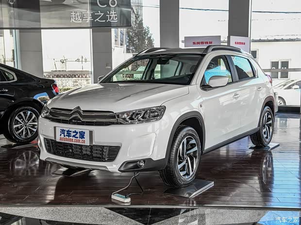 东风雪铁龙 雪铁龙C3-XR 2018款 1.6L 手动先锋型 东风雪铁龙 雪铁龙C3-XR 2018款 1.6L 手动先锋型