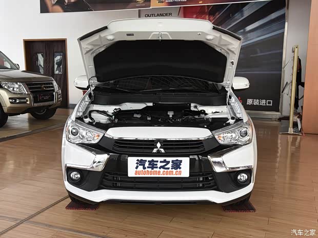 廣汽三菱 勁炫ASX 2018款 2.0L CVT兩驅(qū)尊享版