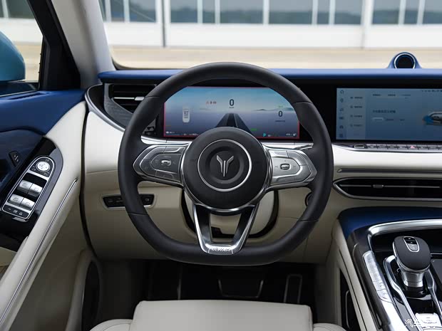 岚图汽车 岚图FREE 2021款 四驱增程版尊享包 岚图汽车 岚图FREE 2021款 四驱增程版尊享包