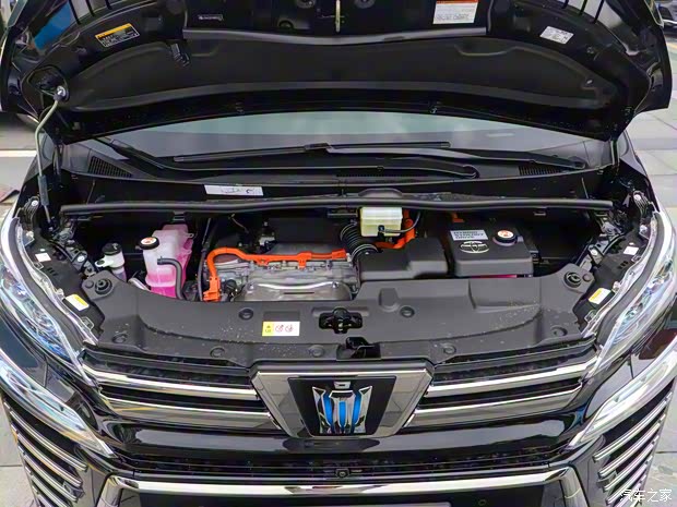 丰田(进口) 威尔法 2021款 皇冠 双擎 2.5L HV至尊版 丰田(进口) 威尔法 2021款 皇冠 双擎 2.5L HV至尊版