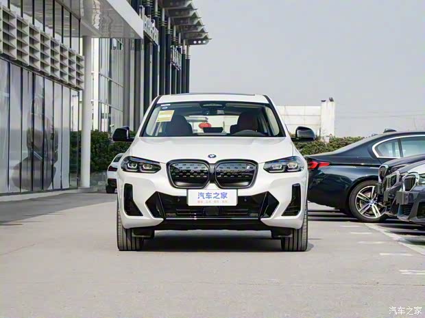 華晨寶馬 寶馬iX3 2022款 改款 創(chuàng)領(lǐng)型