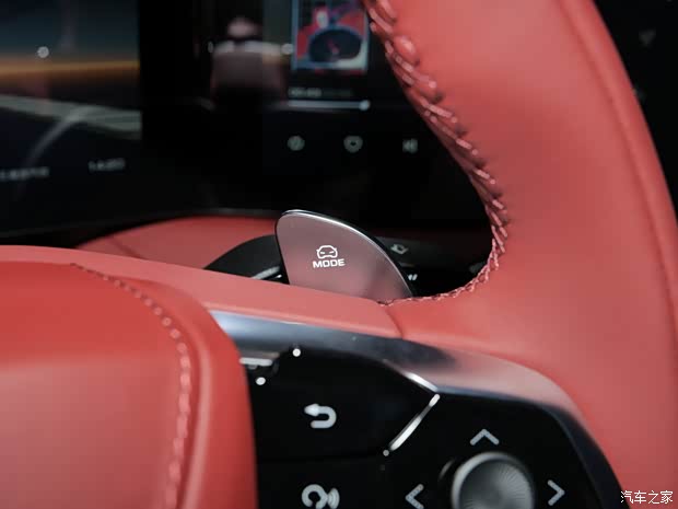 上汽集团 MG Cyberster 2023款 501km 魅力心动版 上汽集团 MG Cyberster 2023款 501km 魅力心动版