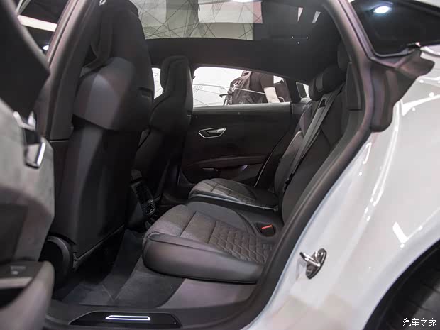 奧迪(進(jìn)口) 奧迪e-tron GT 2021款 基本型