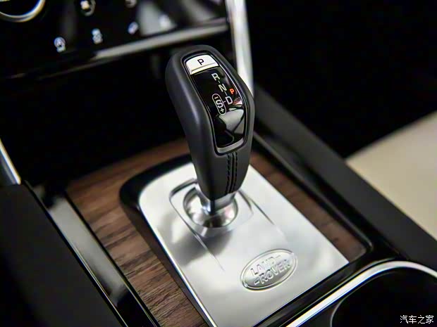 奇瑞捷豹路虎 发现运动版 2020款 249PS R-Dynamic S 性能版