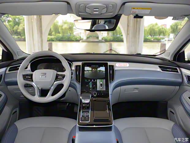 上汽集團(tuán) R汽車 ER6 2021款 新動(dòng)版 620km 智享版