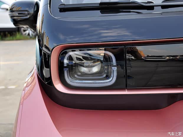 上汽通用五菱 新宝骏E300 2020款 基本型