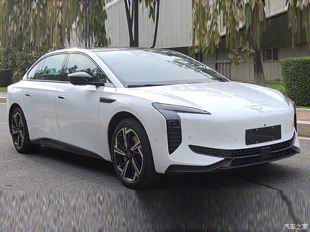 一汽红旗 红旗EH7 2023款 单电机 一汽红旗 红旗EH7 2023款 单电机