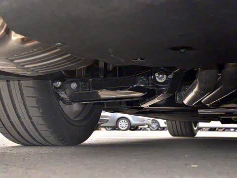 2019款 Plus A8L 50 TFSI quattro 豪华型 2019款 Plus A8L 50 TFSI quattro 豪华型