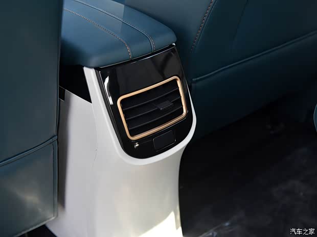 SWM斯威汽车 斯威大虎EDi 2023款 EDi 1.5L 豪华型 7座