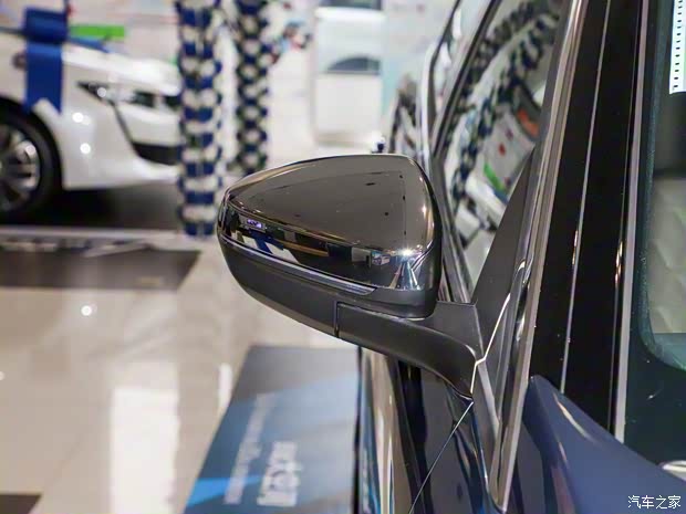 东风标致 标致5008 2021款 400THP 高配版