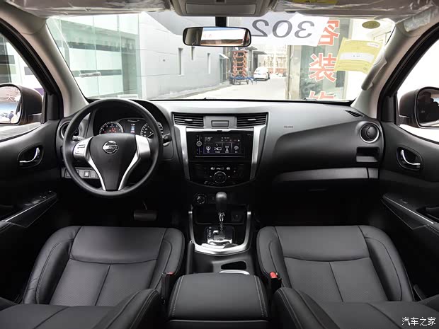 郑州日产 途达 2018款 2.5L 自动四驱豪华版 郑州日产 途达 2018款 2.5L 自动四驱豪华版