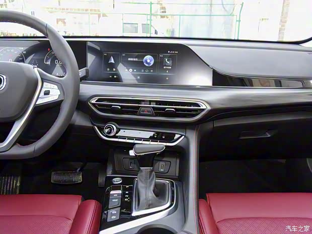 长安汽车 逸动 2020款 PLUS 蓝鲸NE 1.4T GDI DCT旗舰型