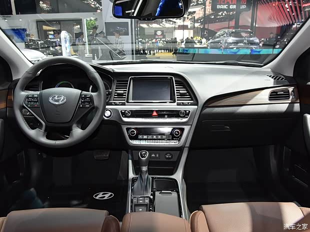 北京现代 索纳塔新能源 2018款 基本型 北京现代 索纳塔新能源 2018款 基本型