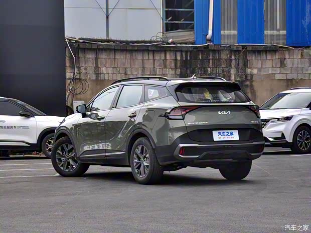 起亞 獅鉑拓界 2023款 2.0L HEV 兩驅(qū)旗艦版