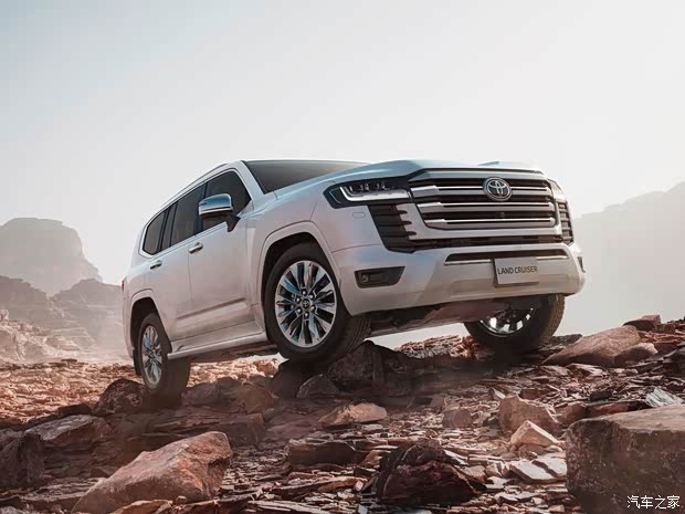 丰田(进口) 兰德酷路泽(进口) 2022款 VX-R 中东版