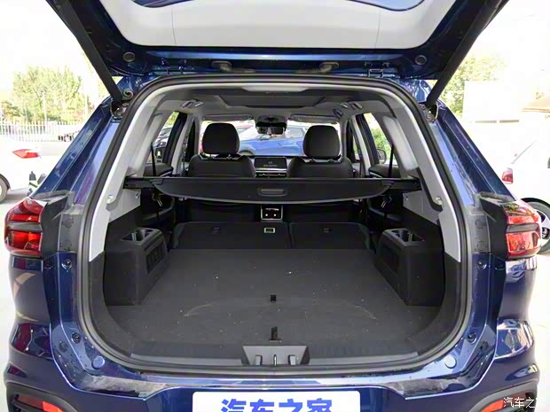 奇瑞汽车 瑞虎8 2020款 1.6TGDI 自动豪华型 奇瑞汽车 瑞虎8 2020款 1.6TGDI 自动豪华型