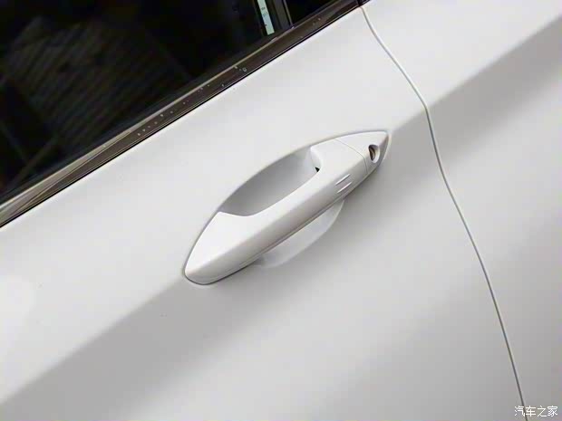 吉利汽车 缤越 2021款 260T DCT星耀