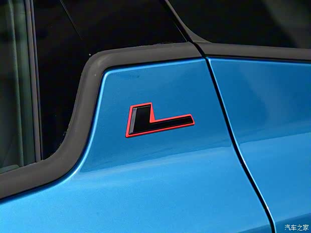长安福特 锐界 2023款 锐界L 2.0T EcoBoost E-混动四驱七座 STLine 长安福特 锐界 2023款 锐界L 2.0T EcoBoost E-混动四驱七座 STLine