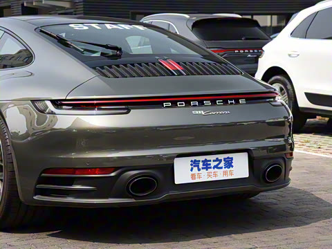 2022款 Carrera 3.0T 2022款 Carrera 3.0T