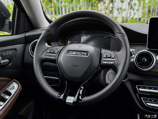 君马汽车 君马MEET 3 2018款 1.5T CVT旗舰型 君马汽车 君马MEET 3 2018款 1.5T CVT旗舰型