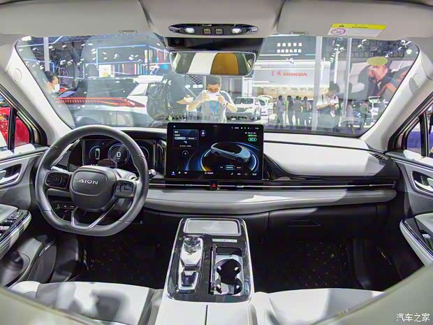 广汽埃安 AION S 2021款 Plus 基本型 广汽埃安 AION S 2021款 Plus 基本型