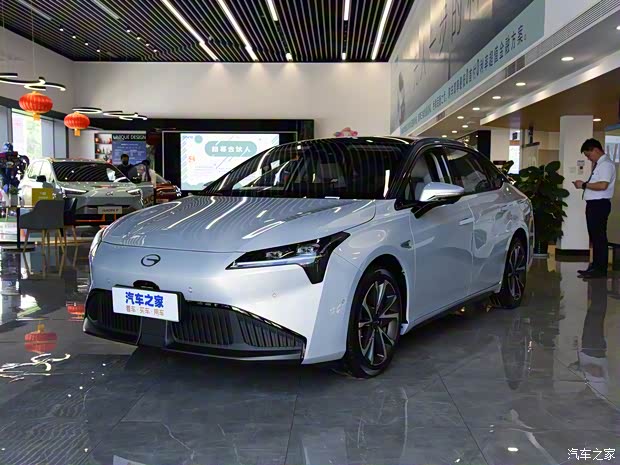 广汽埃安 AION S 2021款 Plus 基本型