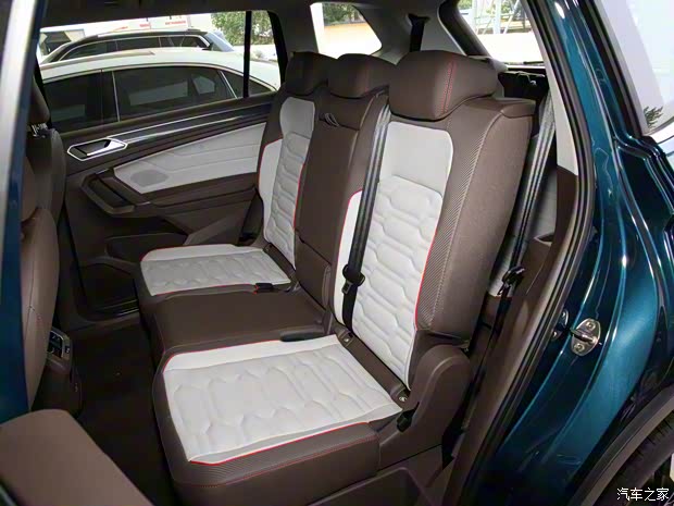 上汽大众 途观L 2022款 380TSI 自动四驱基本型