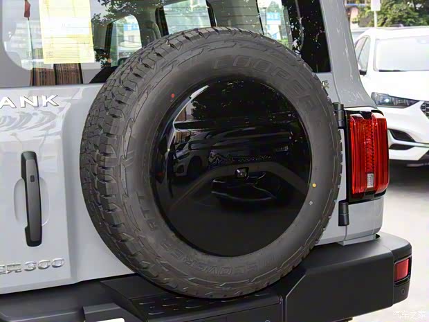 长城汽车 坦克300 2021款 越野版 2.0T 征服者