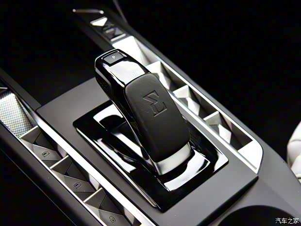 DS(进口) DS 3新能源 2021款 基本型
