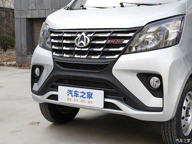 長(zhǎng)安凱程 長(zhǎng)安星卡 2023款 1.5L雙排2.55米載貨汽車舒適型