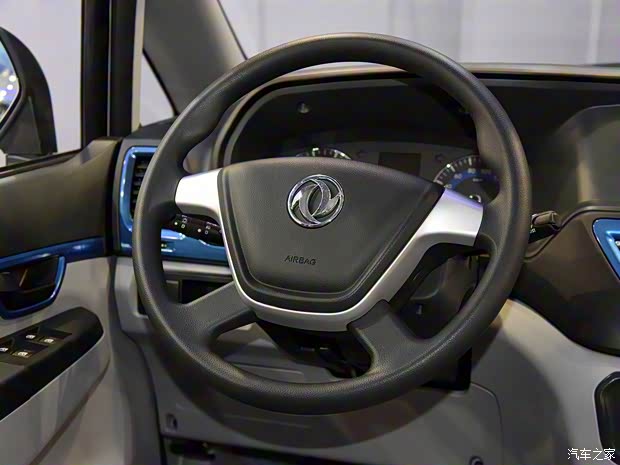 鄭州日產(chǎn) 帥客新能源 2018款 純電動(dòng)乘用車