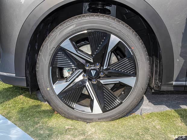 長安深藍(lán) 長安深藍(lán)S7 2023款 增程版