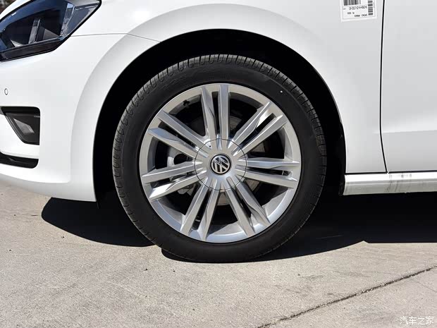 一汽-大众 高尔夫·嘉旅 2018款 280TSI 自动豪华型