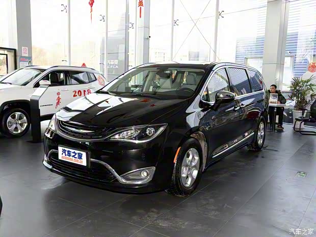 克莱斯勒(进口) 大捷龙PHEV(进口) 2018款 3.6L 插电混动版 克莱斯勒(进口) 大捷龙PHEV(进口) 2018款 3.6L 插电混动版