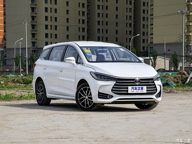 比亞迪 宋MAX 2018款 1.5T 手動智聯(lián)豪華型 6座