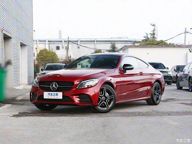 奔馳(進(jìn)口) 奔馳C級(進(jìn)口) 2023款 C 260 轎跑車