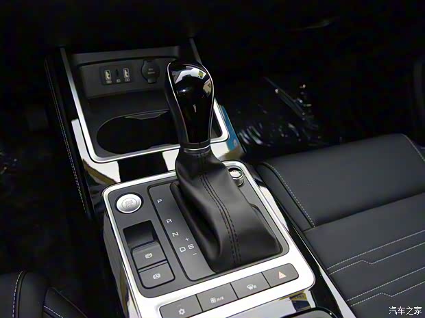 比亚迪 秦 2019款 1.5L 自动尊贵型