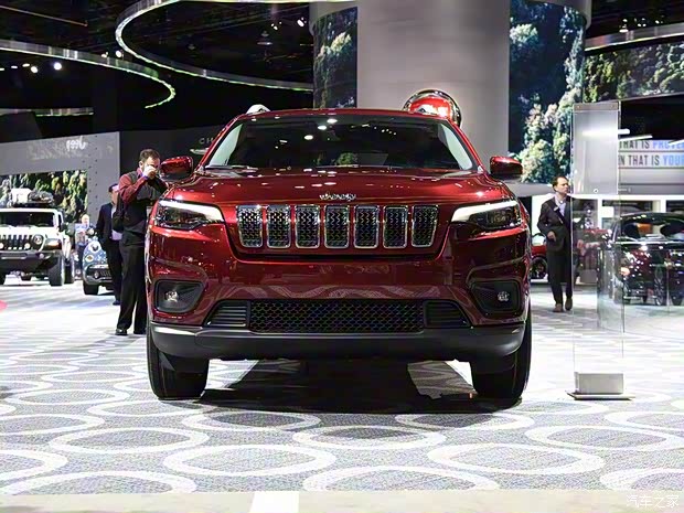 Jeep(进口) 自由光(进口) 2018款 Latitude