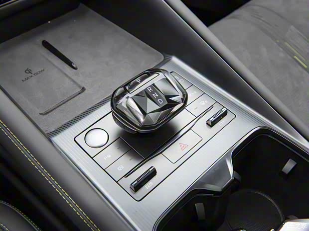 比亞迪 宋L 2023款 四驅(qū)版