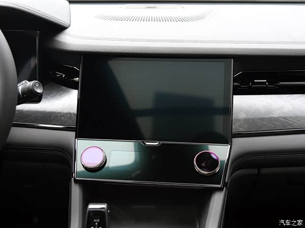 領(lǐng)克 領(lǐng)克09 2021款 基本型