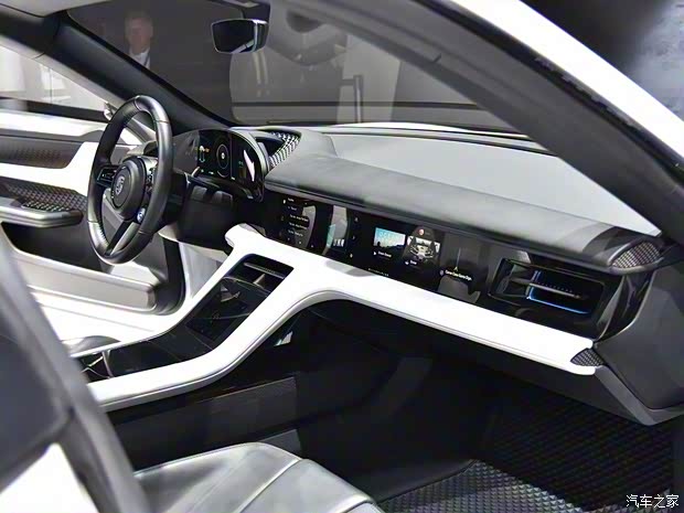 保時(shí)捷 Mission e 2018款 基本型