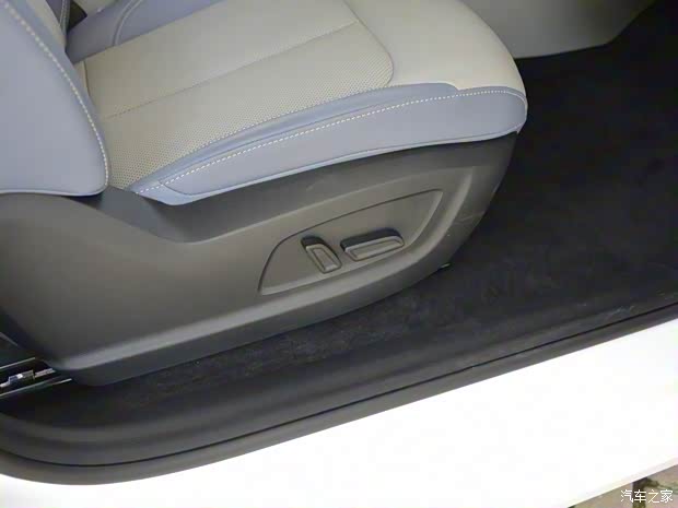 上汽集團(tuán) R汽車 ER6 2021款 新動(dòng)版 620km 智享版