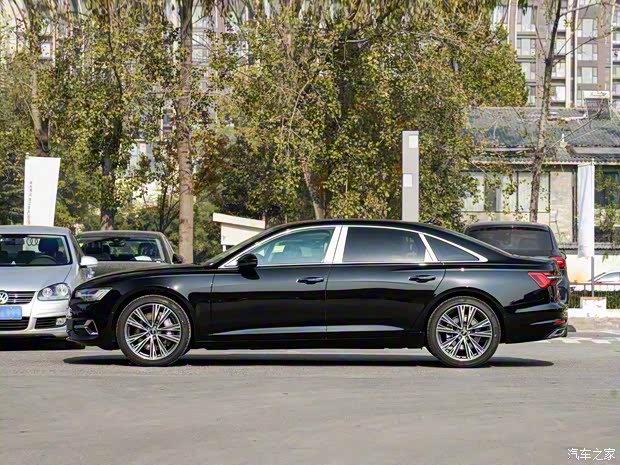 一汽奧迪 奧迪A6L 2024款 55 TFSI quattro 旗艦致雅型