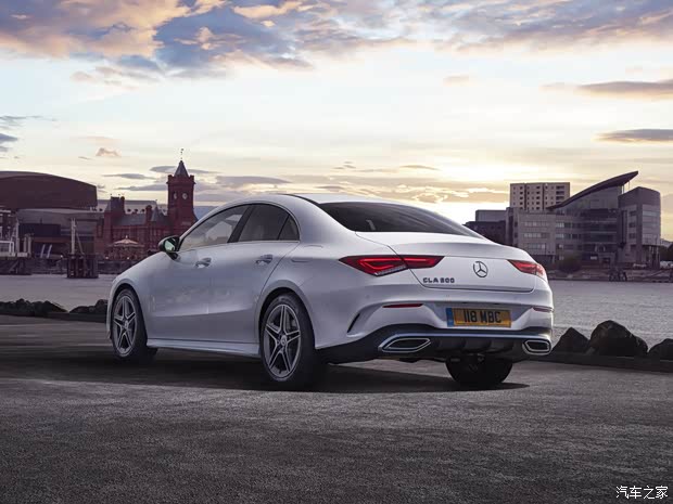 奔驰(进口) 奔驰CLA级 2019款 CLA 200 AMG Line 英国版