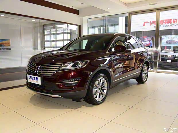 林肯 林肯MKC 2018款 2.0T 两驱尊雅版