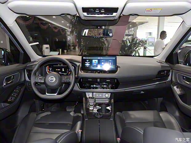 东风日产 奇骏 2022款 1.5T CVT 4WD高配版 东风日产 奇骏 2022款 1.5T CVT 4WD高配版